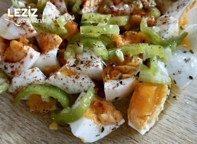 Leziz Yumurta Salatası