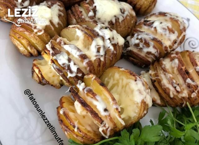 Baharatlı Kaşarlı Bebek Patatesler