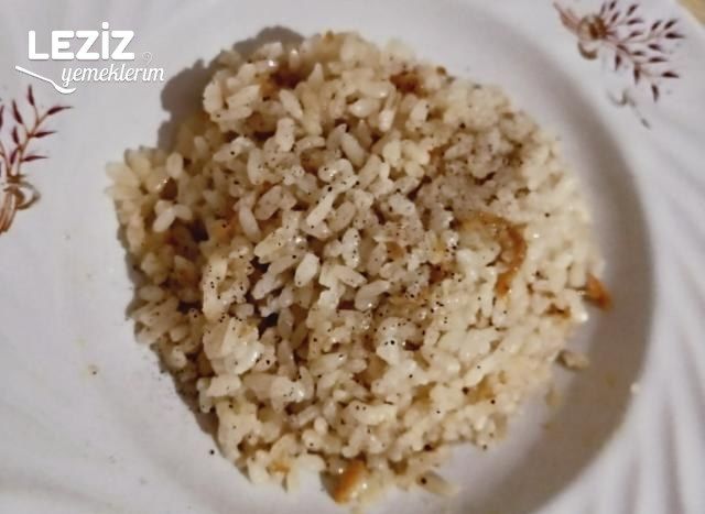 Soğanlı Havuçlu Tarçınlı Pilav