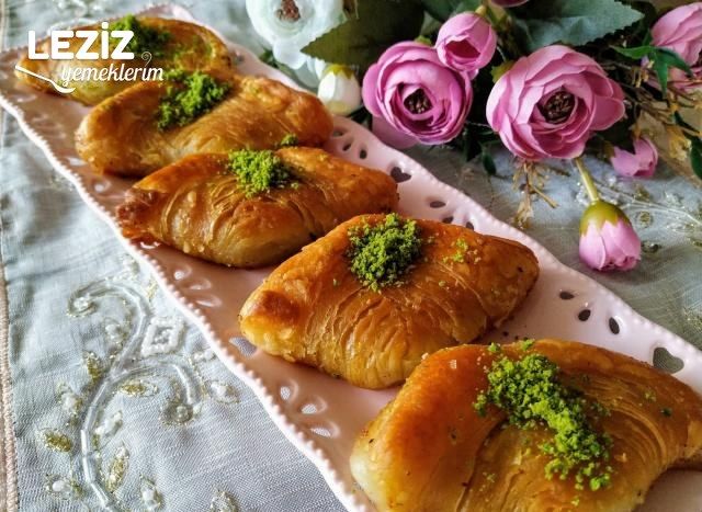 Midye Tatlısı Tarifi (Resimli Anlatım)