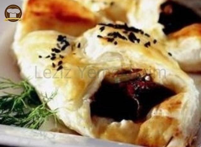 Biftekli Milföy Börek