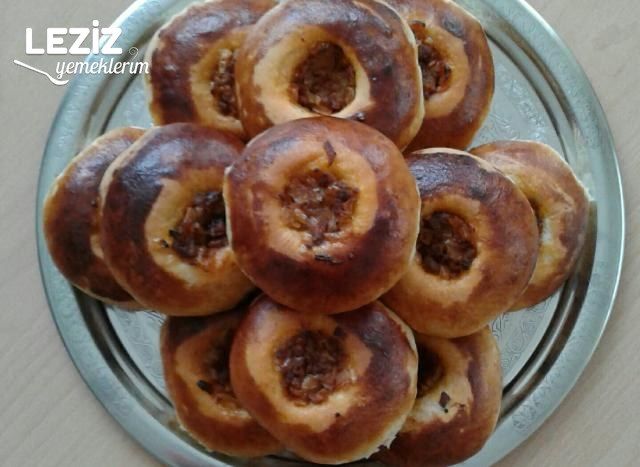 Enfes Mayalı Kıymalı Poğaça