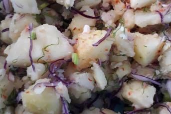 Mor Lahanalı Patates Salatası