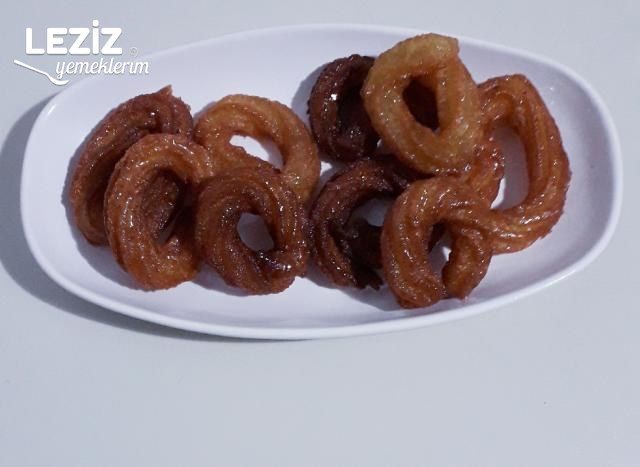 Lokmalık Halka Tatlısı