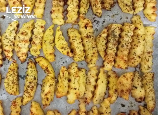 Fırında Baharatlı Dilim Patates