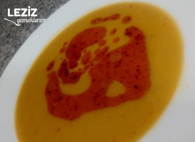 Düdüklüde Mercimek Çorbası Nasıl Yapılır