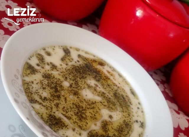 Yoğurtlu Şehriye Çorbası Tarifi