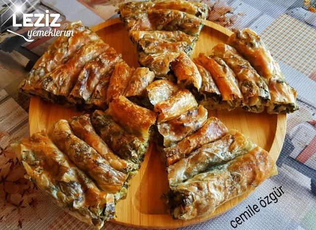 Ispanaklı Çarşaf Böreği Tarifi
