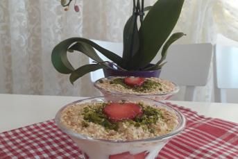 Ev Yapımı Çilekli Magnolia Tarifi