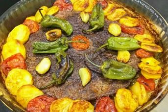 Nefis Tepsi Kebabı