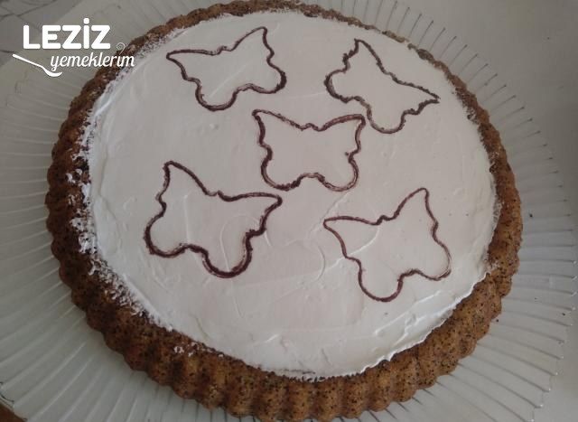 Tart Kalıbında Haşhaşlı Revani