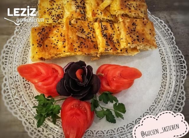 Tavuklu Börek Nasıl Yapılır