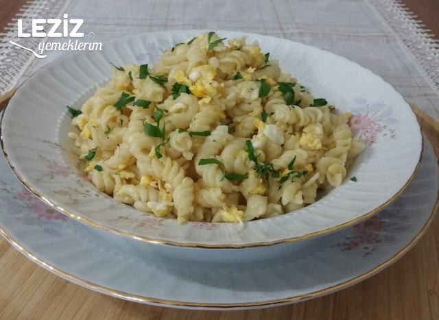 Yumurtalı Tereyağlı Nefis Makarna