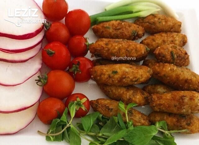 Artan Pilavı Değerlendirmenin En Güzel Yolu Pirinç Pilavı Köftesi