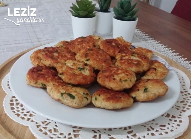 Tavuk Köftesi Tarifi (Enfes Lezzetli)