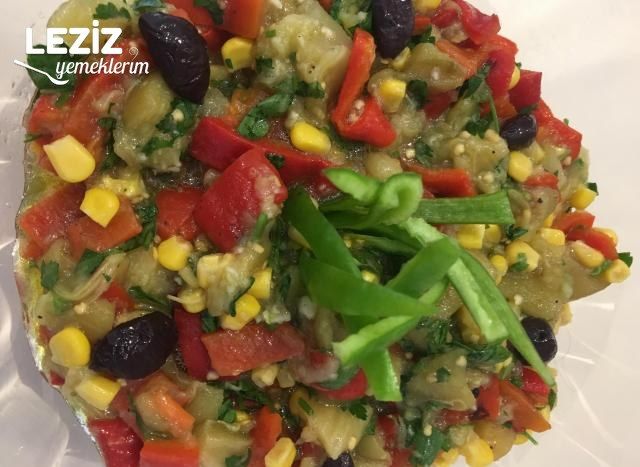 Konserve Salatası