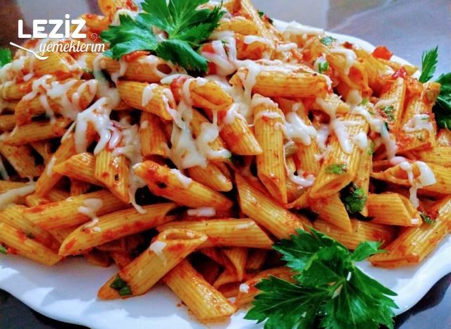 Nefis Sebzeli Makarna Tarifi