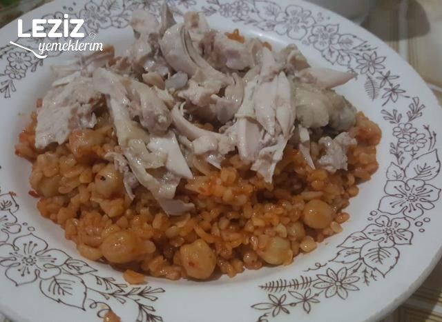 Nohutlu Tavuklu Bulgur Pilavı