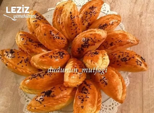 Mayalı Kıymalı Poğaça