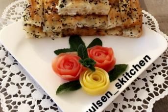 Çıtır Çıtır Peynirli Börek