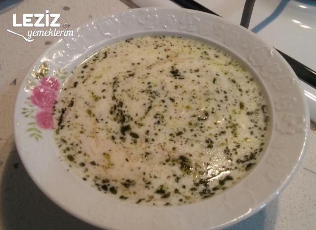 Yoğurtlu Tel Şehriye Çorbası(Çok Pratik)