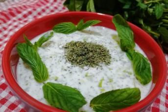 Marul Cacığı