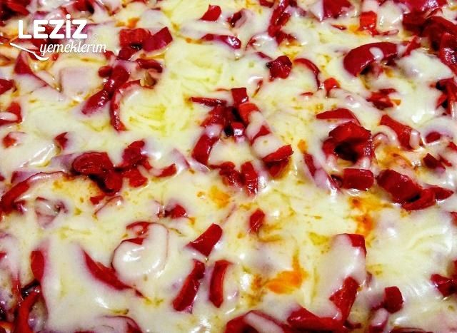 Kaşarlı Kırmızı Biber Kavurması