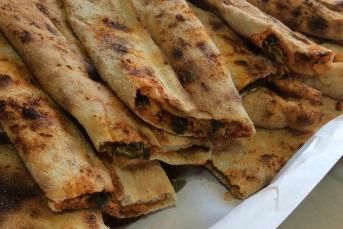 Ispanaklı Pide Nasıl Hazırlanır