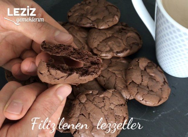 3 Malzemeli Browni Görünümlü Sufle Tadında Kurabiye