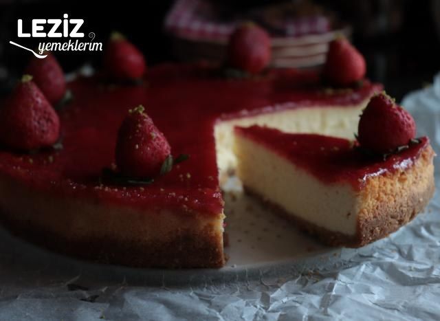 Çilekli Cheesecake Nasıl Yapılmalı?
