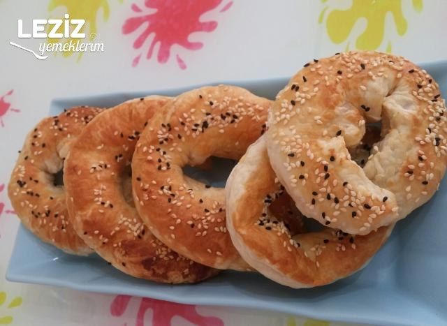 Açma Simit Görünümlü Milföy Börek