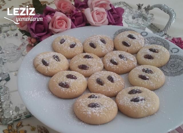 Antep Fıstıklı Kurabiye (Çocukluğumun Kurabiyesi)
