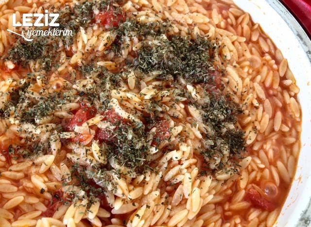 Naneli Arpa Şehriye Pilavı