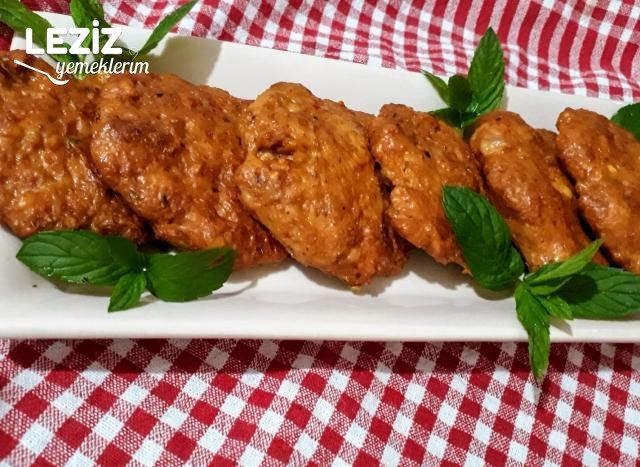 Tavuk Kıymasından Mangal Tadında Köfte