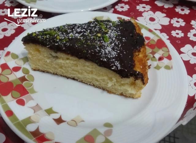 Soslu Tart Kek