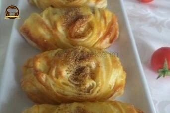 Patatesli Midye Börek