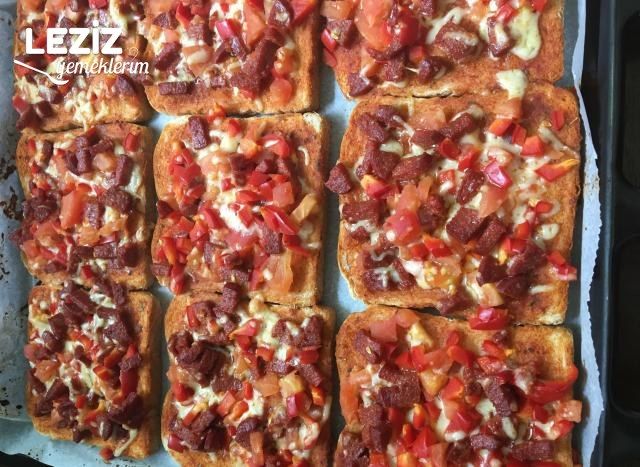 Tost Ekmeginden Pizza Tarifi
