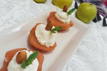 Hem Şerbetli Hem Sütlü Nefis Elma Tatlısı