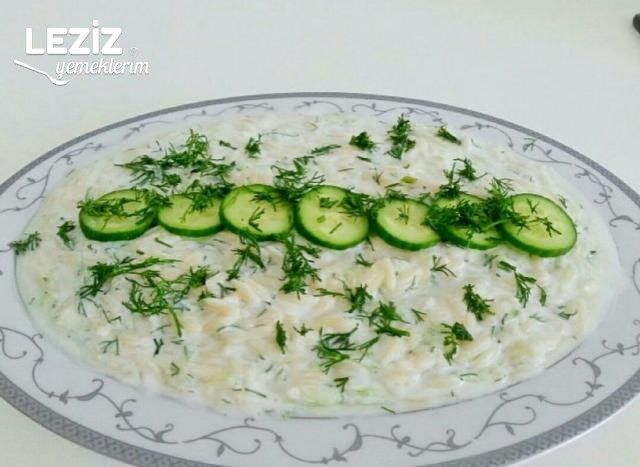 Salatalıklı Şehriye Salatası
