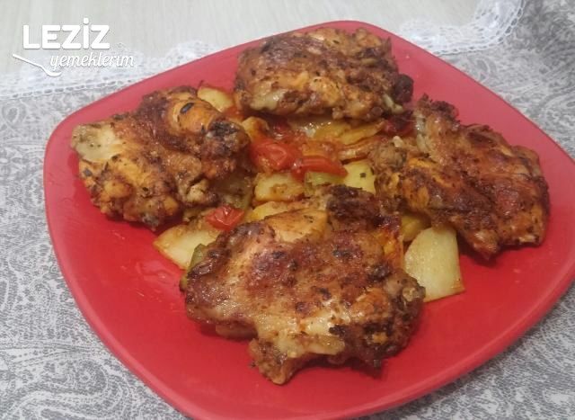 Fırında Tavuk Patates Yemeği (Güveç Tadında)