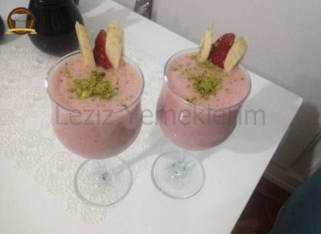 Çilekli Milkshake