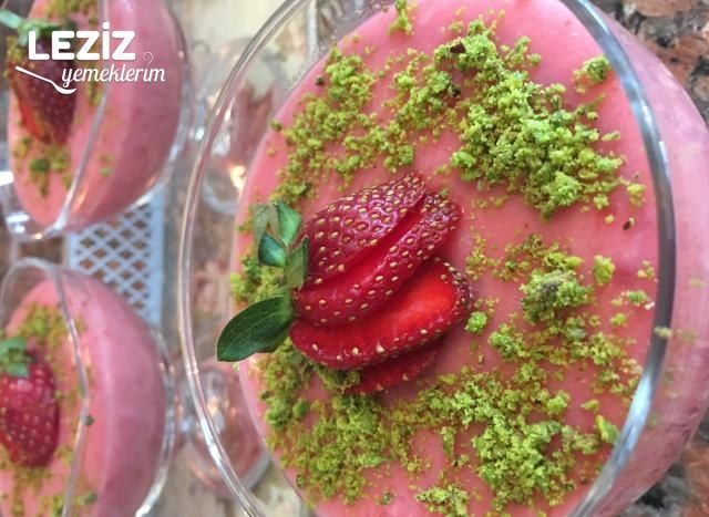 Leziz Çilekli Puding