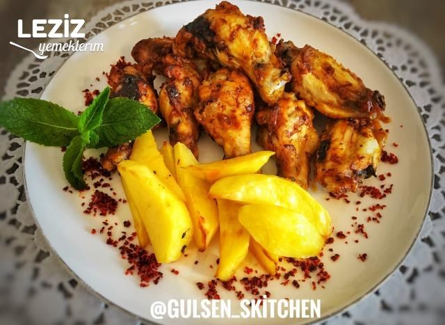 Fırında Patatesli Tavuk Kanat