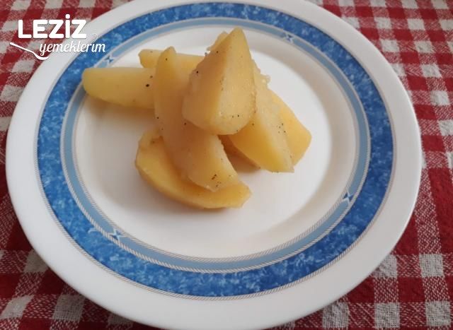 Kahvaltıya Haşlama Baharatlı Elma Dilim Patates