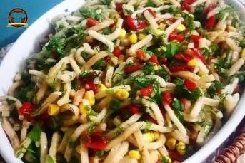 Erişte Salatası