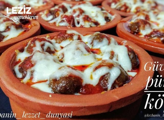Nefis Güveçte Püreli Köfte Tarifi