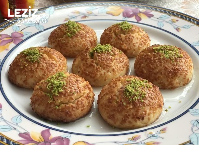 Nefis Susamlı Şekerpare Tarifi