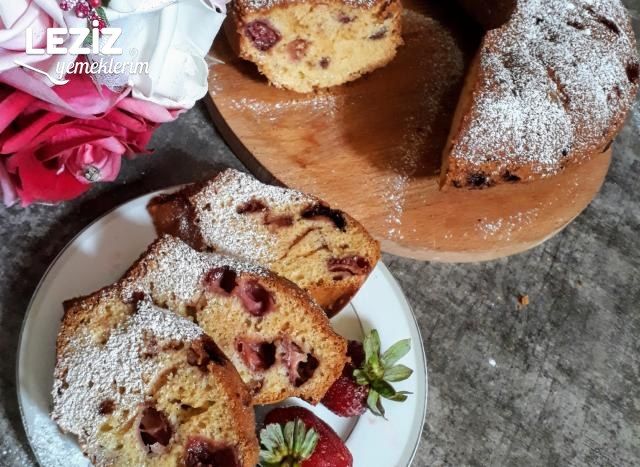 Çilekli Kek Yapımı