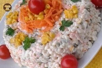 Makarna Salatası