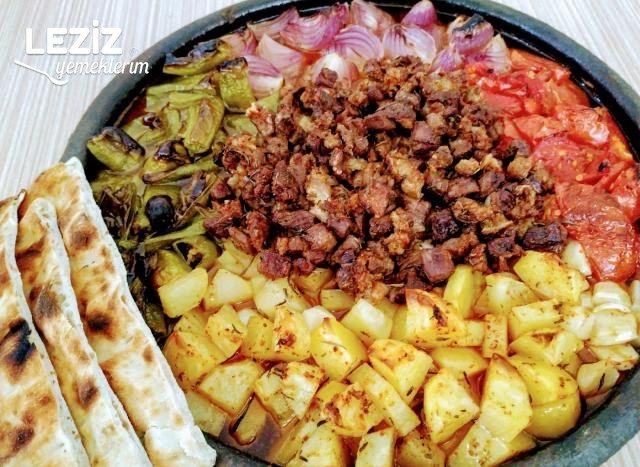 Eli Böğründe (Yan Yana) Tarifi